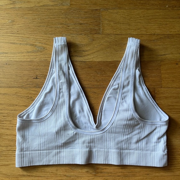 White Sports bra - Picture 2 of 2